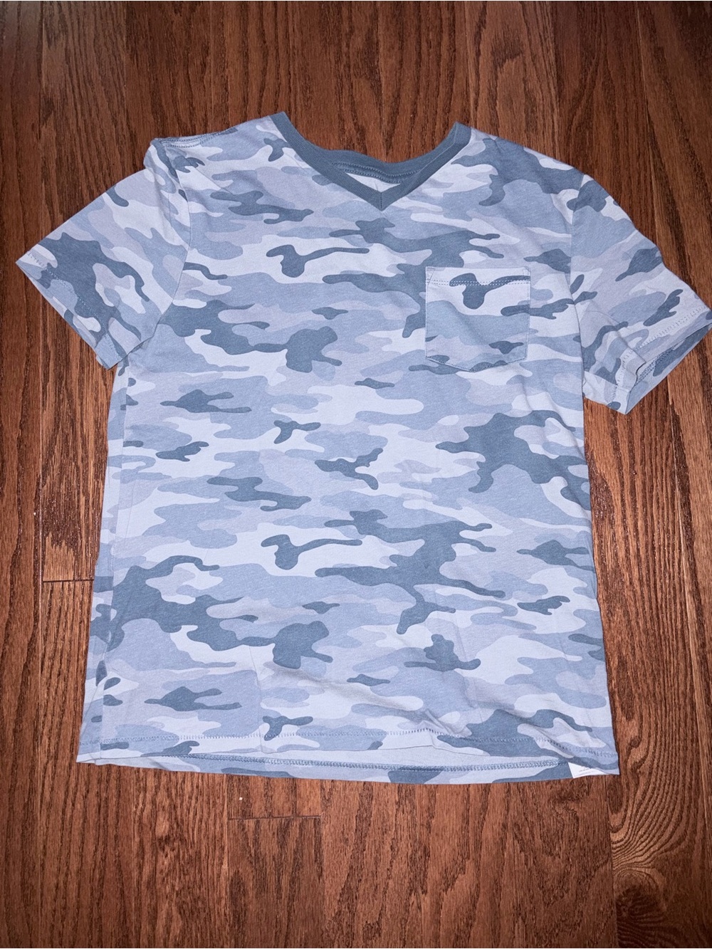 GAP Boys Camo Pocket Tee in Light Blue XL
